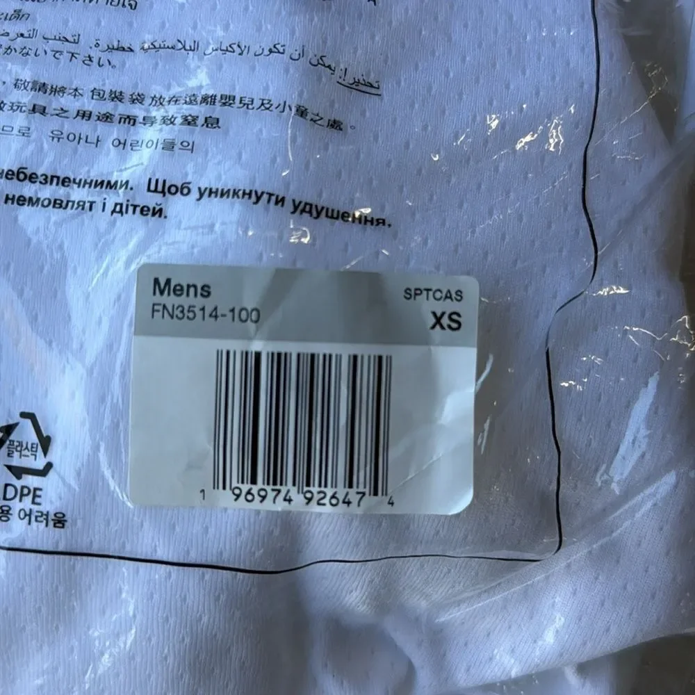 Nike Club Flow Shorts white size XS NWT in‎ packaging